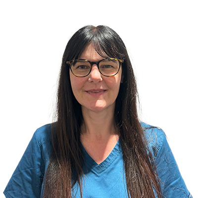 A headshot of Amie, a lab technician at Dentogenics.